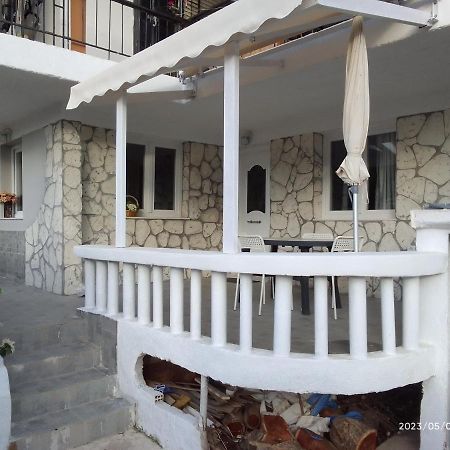 Antonia Family House Near Airport Apartment Pórto Ráfti Екстериор снимка