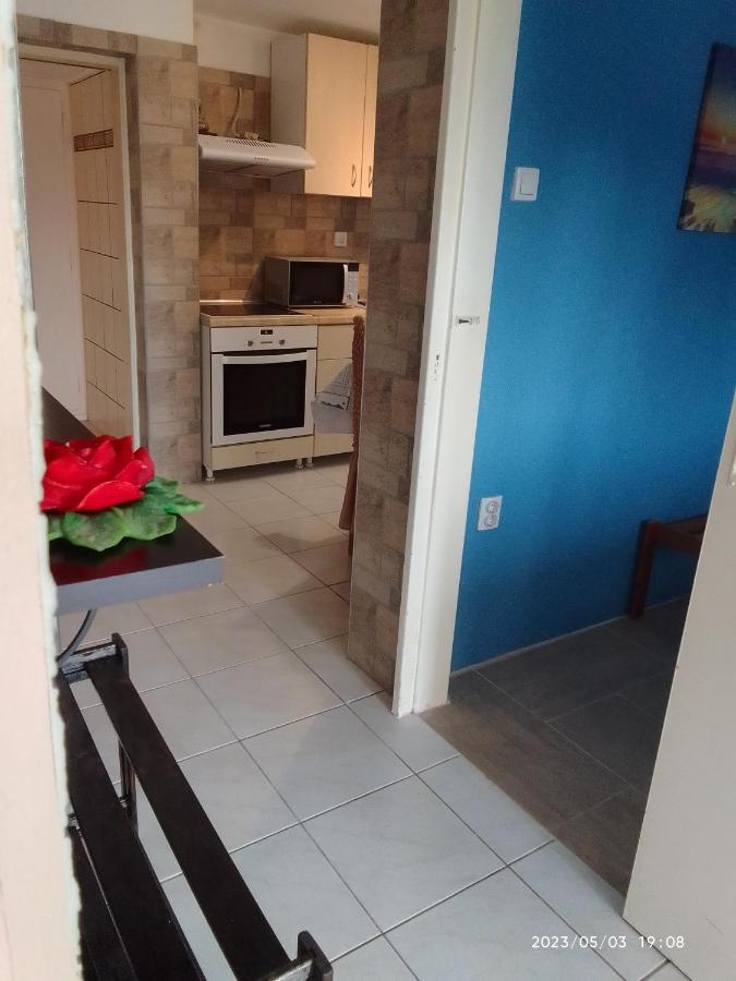 Antonia Family House Near Airport Apartment Pórto Ráfti Екстериор снимка