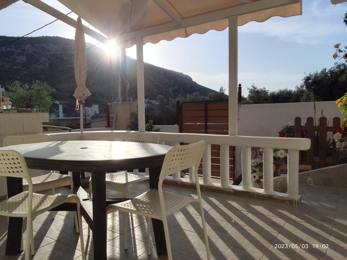 Antonia Family House Near Airport Apartment Pórto Ráfti Екстериор снимка