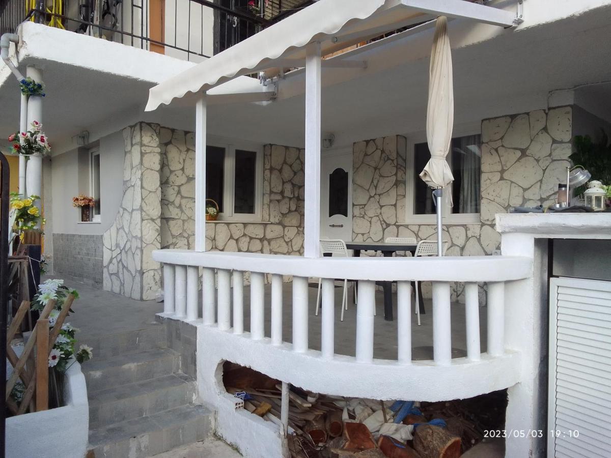 Antonia Family House Near Airport Apartment Pórto Ráfti Екстериор снимка