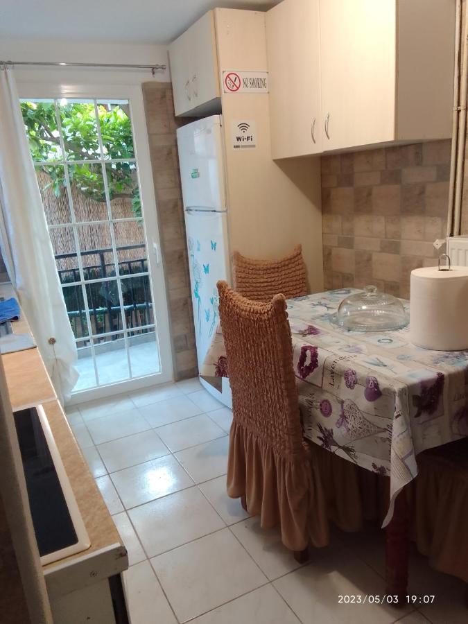 Antonia Family House Near Airport Apartment Pórto Ráfti Екстериор снимка