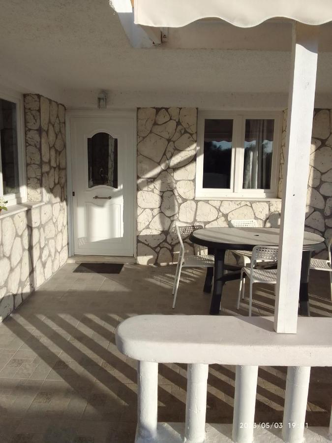 Antonia Family House Near Airport Apartment Pórto Ráfti Екстериор снимка