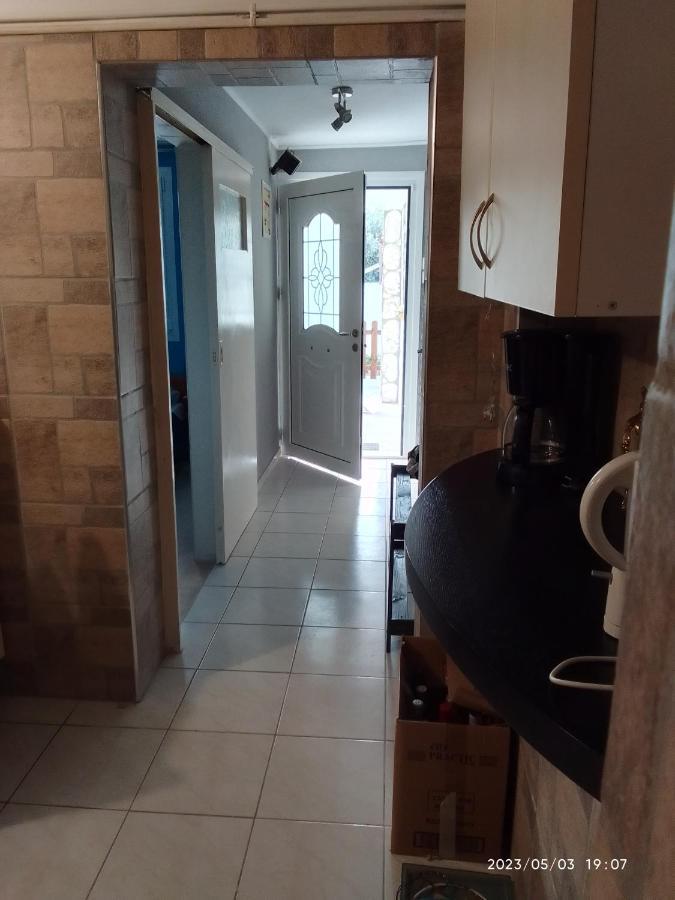 Antonia Family House Near Airport Apartment Pórto Ráfti Екстериор снимка