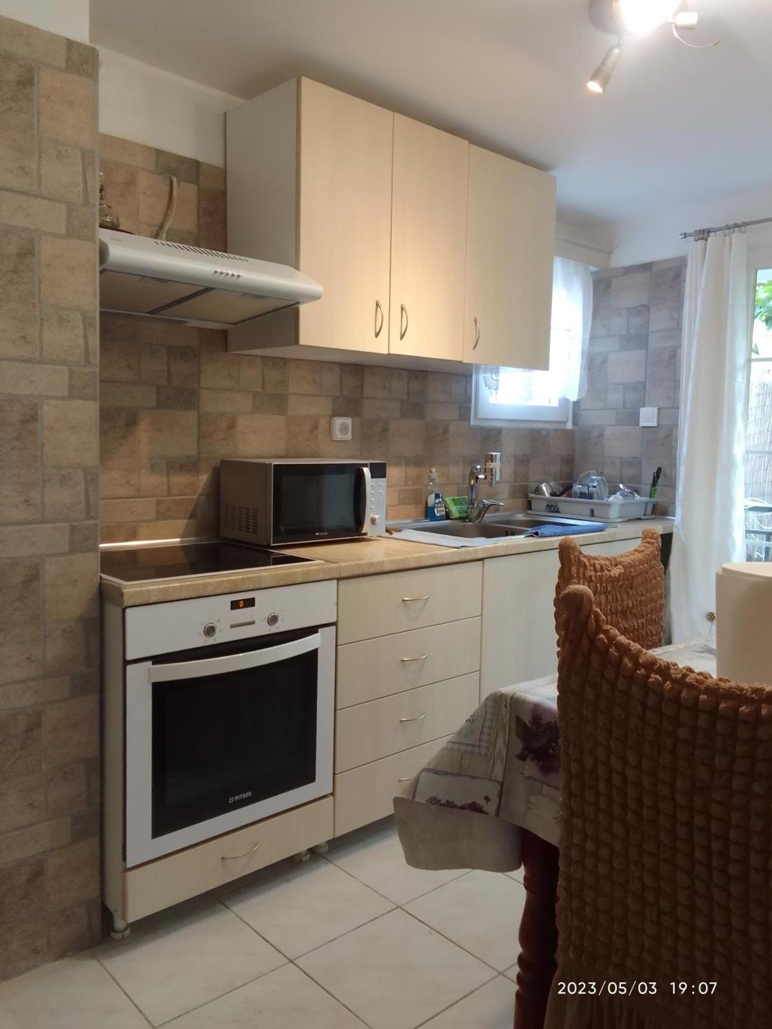 Antonia Family House Near Airport Apartment Pórto Ráfti Стая снимка